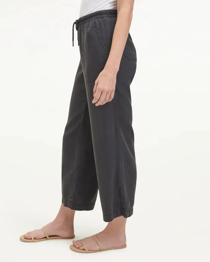 Angie Crop - Lead