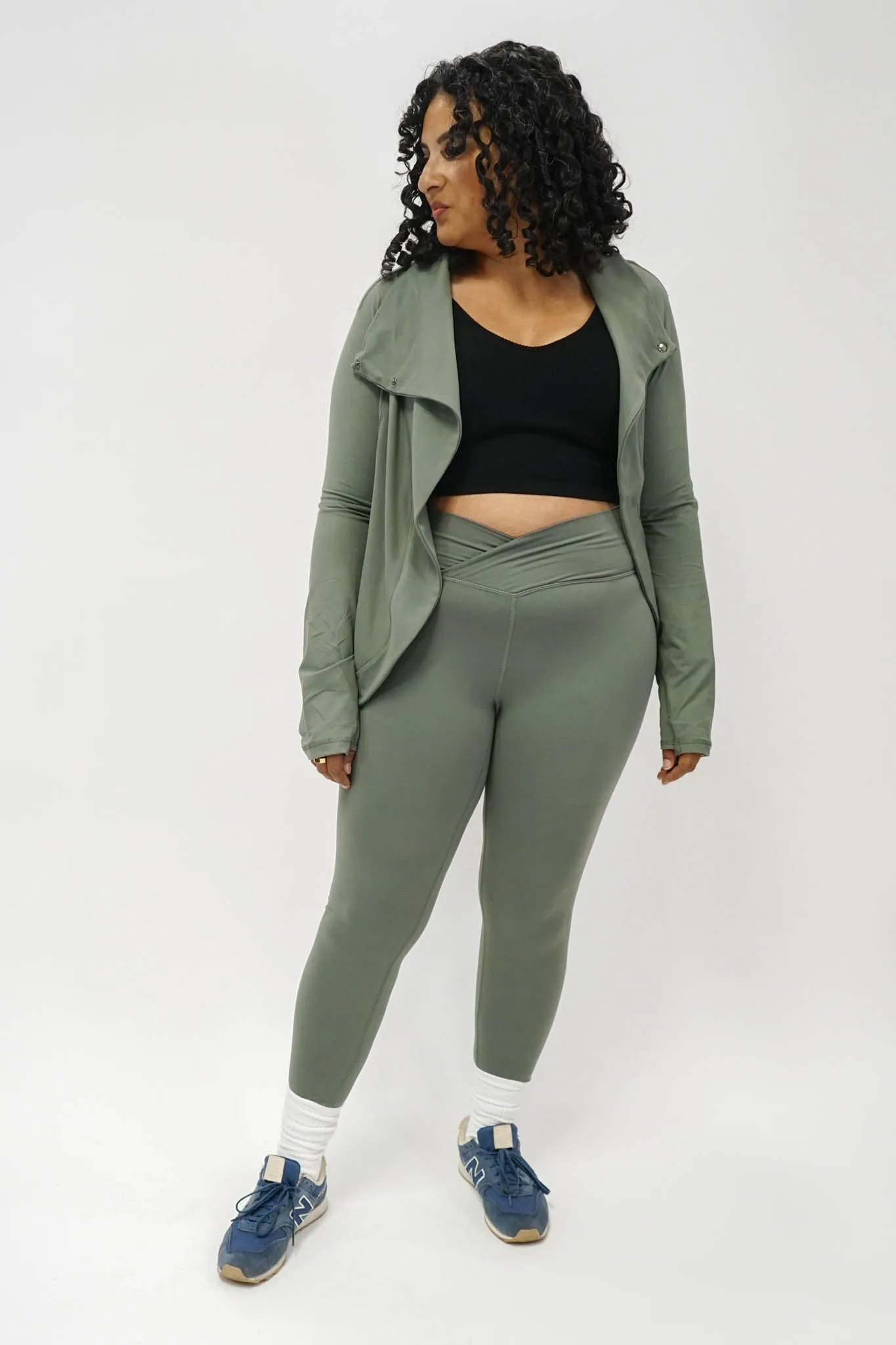 Jett Cross Front Leggings In Sage