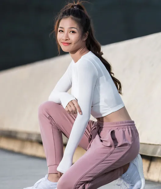 Keyhole Long Sleeve Top