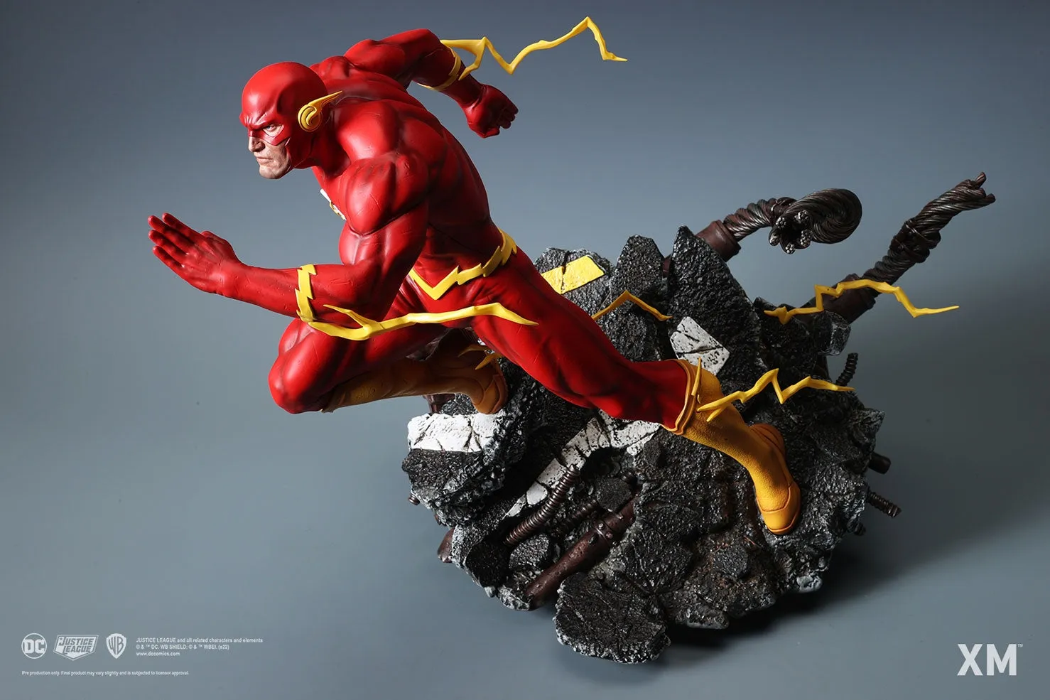 [Pre-Order] XM Studios - DC Comics - The Flash - Classic 1/4 Premium Collectible Statue