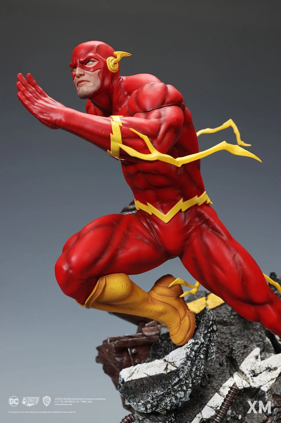 [Pre-Order] XM Studios - DC Comics - The Flash - Classic 1/4 Premium Collectible Statue